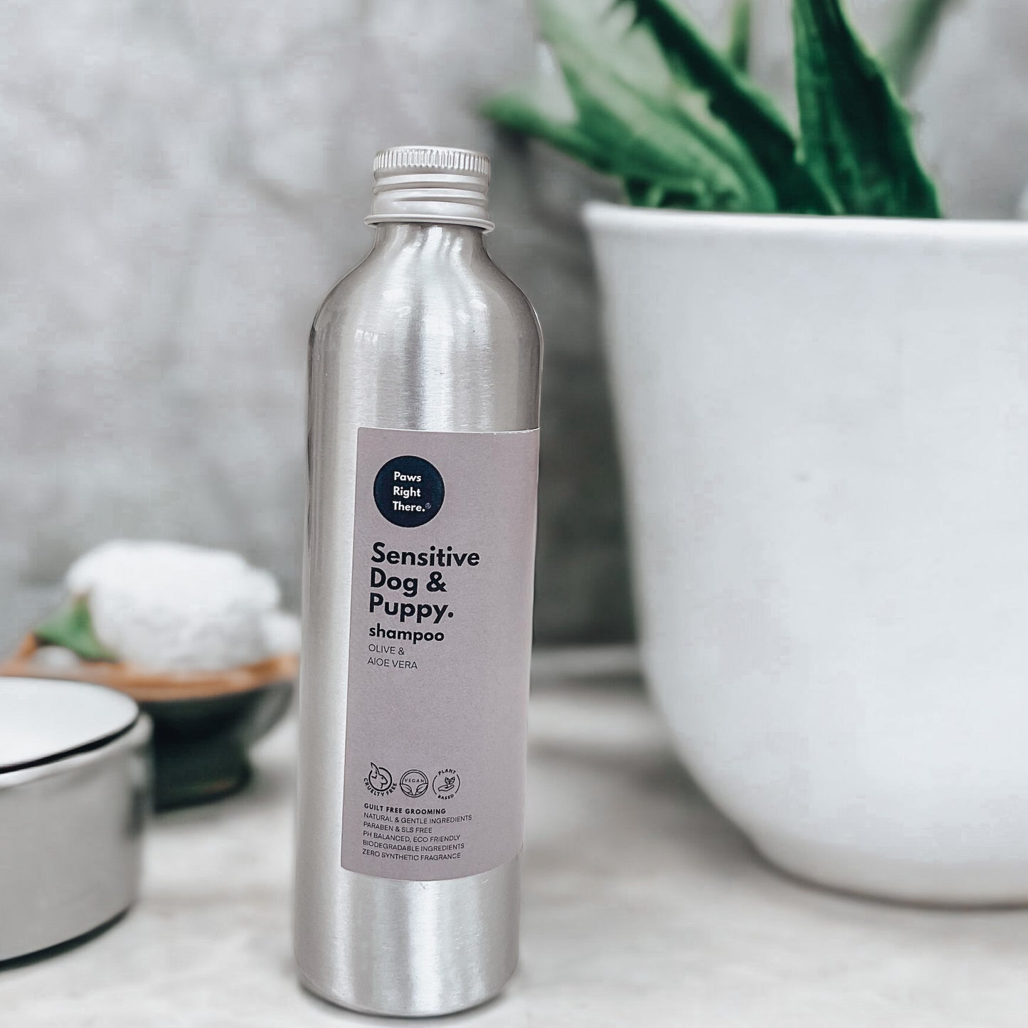 ‘Sensitive dog & puppy shampoo’ - olive & aloe Vera